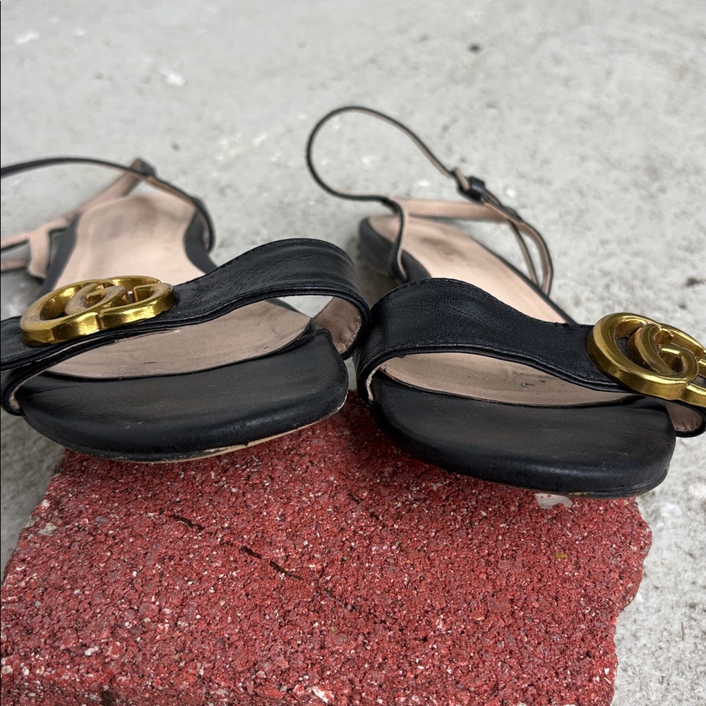 Gucci double G flat leather sandals - Picture 4 of 9